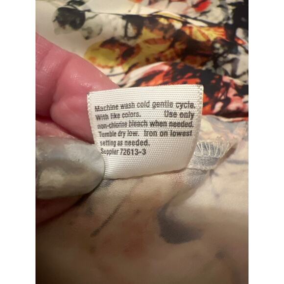 A.n.a. Long Sleeve V-neck Multicolor Pullover Top Size XL - Picture 8 of 8